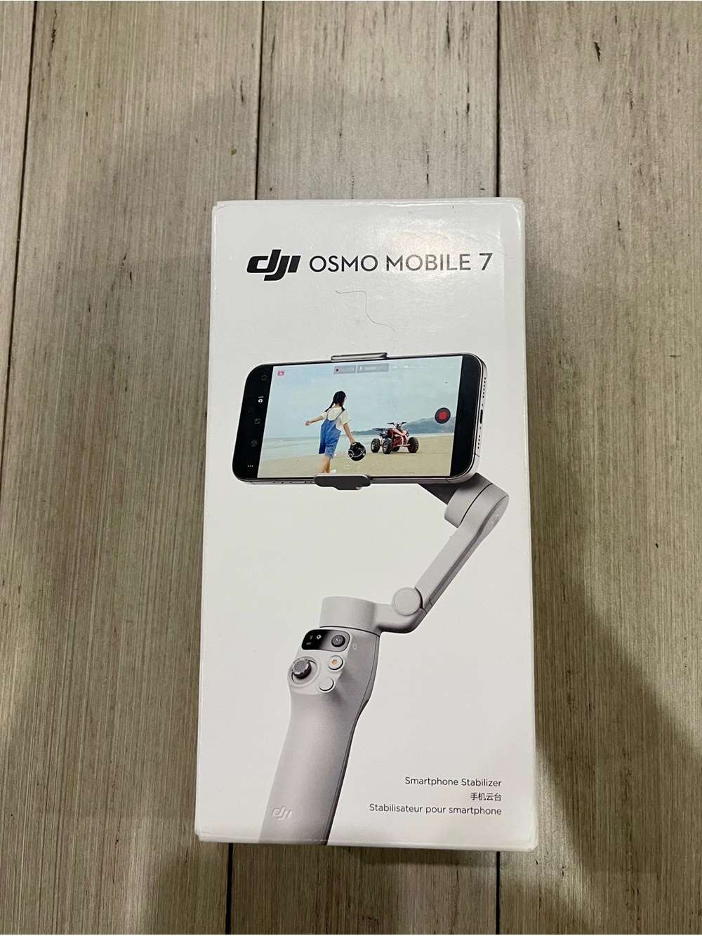DJI - Osmo Mobile 7 Smartphone 3-Axis Gimbal Stabilizer